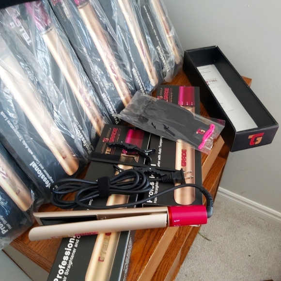 Professional Hair Stratightener and Curler - Brand New - Picture 1 of 8